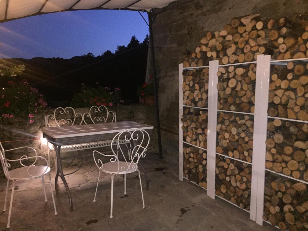 Castello Di Urbech Lejlighed Pratovecchio Eksteriør billede