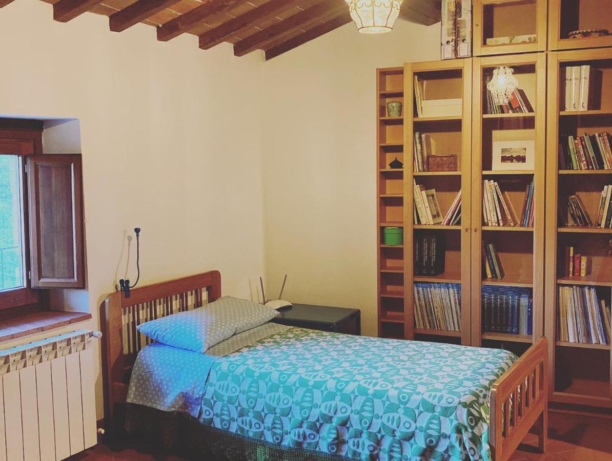 Castello Di Urbech Lejlighed Pratovecchio Eksteriør billede
